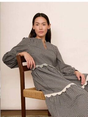 WYSE London Gabriel Gingham Tiered Midi Dress Scallops Keyhole /Button Size 6R